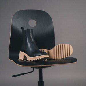 Nae black vegan leather chelsea ankle boots chunky lug soles eu 37 square toe